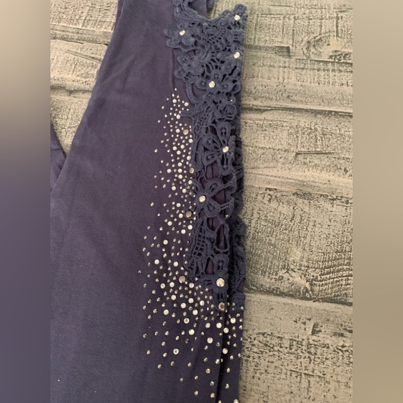 Large Navy Leggings with Lace and rhinestone Detail, EUC - Picture 2 of 5